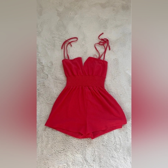 Bershka Vibrant Red Textured Garment - Picture 3 of 4